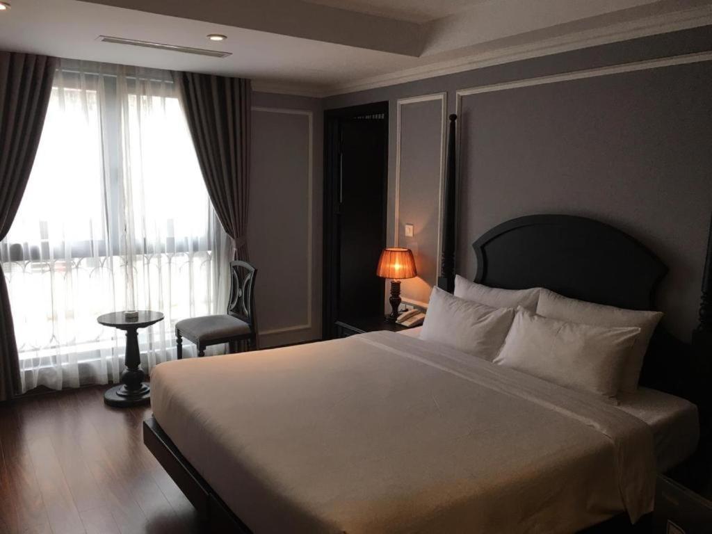 Отель Bay Luxury Ханой Экстерьер фото